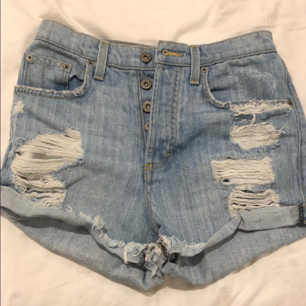 Carmar Light wash jean shorts size 25. From LF